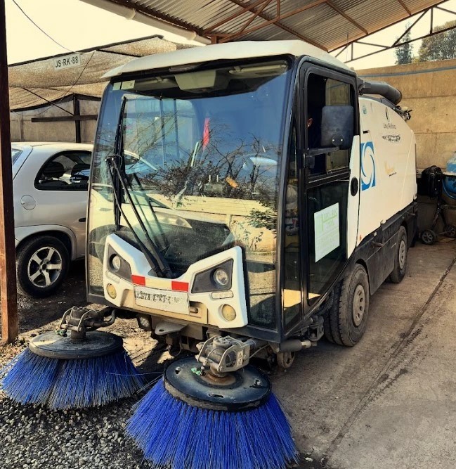 Barredora BIO-REC para apoyo de limpieza urbana